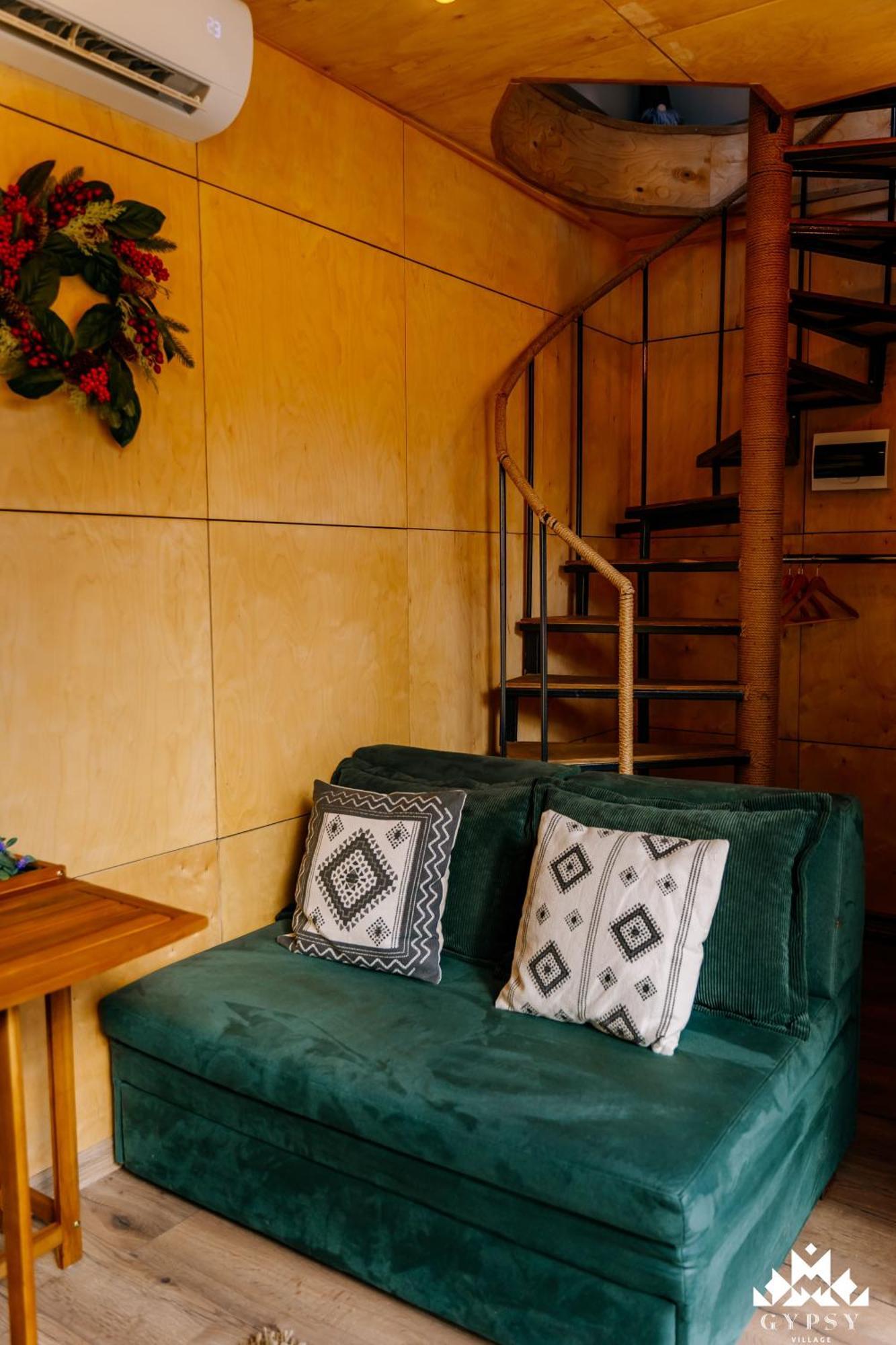 Gipsy Village Park Hotel Asureti エクステリア 写真