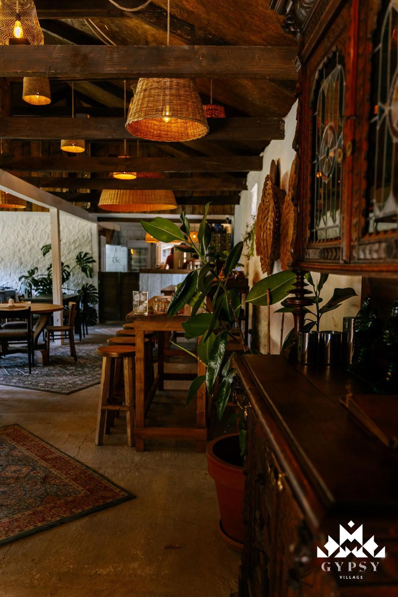 Gipsy Village Park Hotel Asureti エクステリア 写真